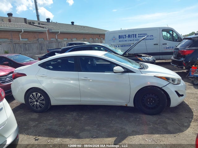 Hyundai Elantra 2015 5NPDH4AE9FH625293 Image 13