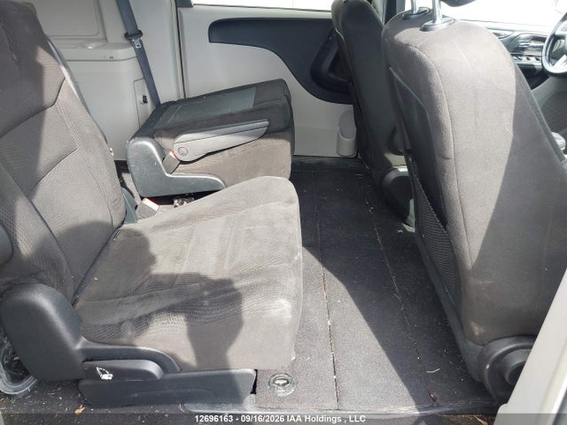 Dodge Grand Caravan Crew 2016 2C4RDGDG0GR349980 Image 8