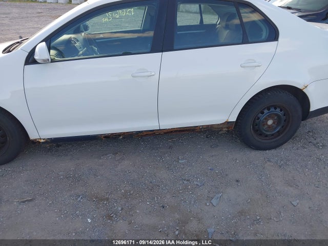 Продаж на аукціоні авто 2010 Volkswagen Jetta S, vin: 3VWJZ7AJ5AM021836, номер лоту: 12696171