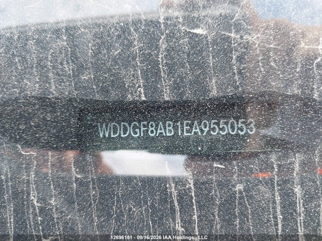 2014 Mercedes-benz C 300 მანქანა იყიდება აუქციონზე, vin: WDDGF8AB1EA955053, აუქციონის ნომერი: 12696181