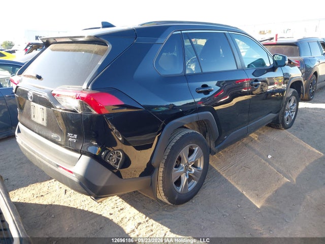 2T3R1RFV2NC301675 Toyota RAV4