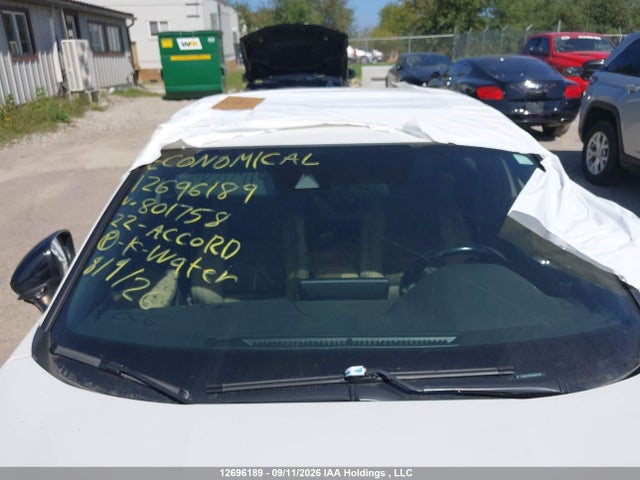 12696189 :رقم المزاد ، 1HGCV1F37NA801758 vin ، 2022 Honda Accord Sport 1.5t مزاد بيع