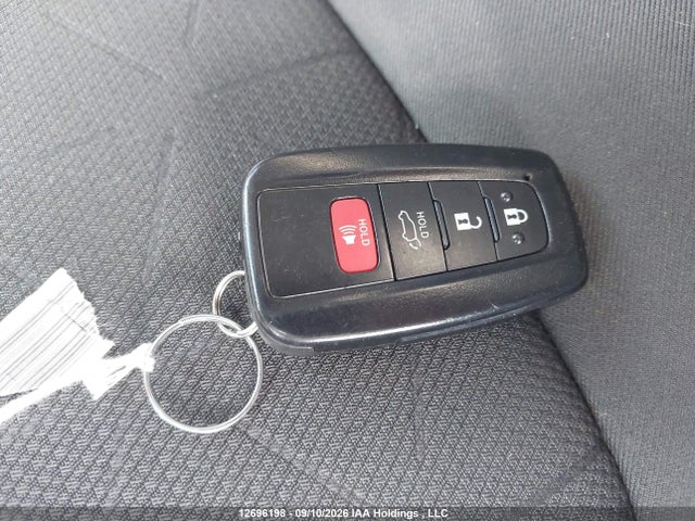 Продажа на аукционе авто 2022 Toyota Rav4 Xle/xle Premium, vin: 2T3R1RFV3NC293229, номер лота: 12696198