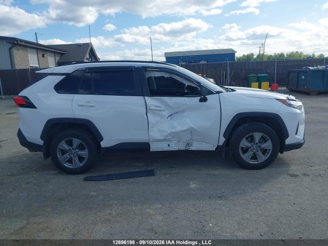 Продажа на аукционе авто 2022 Toyota Rav4 Xle/xle Premium, vin: 2T3R1RFV3NC293229, номер лота: 12696198