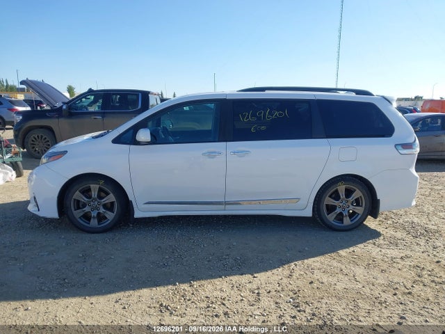 Toyota Sienna 2019 5TDXZ3DC7KS974150 Image 14