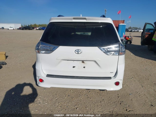Toyota Sienna 2019 5TDXZ3DC7KS974150 Image 16