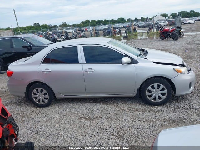 12696209 :رقم المزاد ، 2T1BU4EE7DC044694 vin ، 2013 Toyota Corolla مزاد بيع