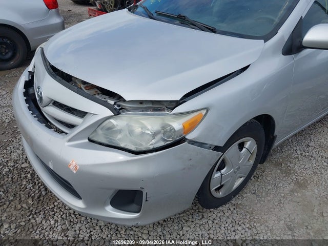 12696209 :رقم المزاد ، 2T1BU4EE7DC044694 vin ، 2013 Toyota Corolla مزاد بيع