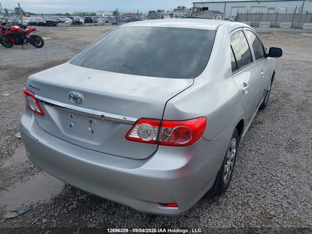 12696209 :رقم المزاد ، 2T1BU4EE7DC044694 vin ، 2013 Toyota Corolla مزاد بيع