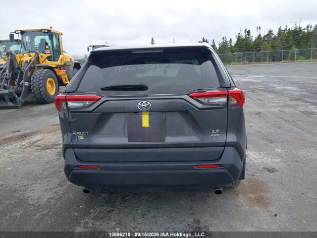 2T3B1RFV0LW124329 Toyota RAV4 LE
