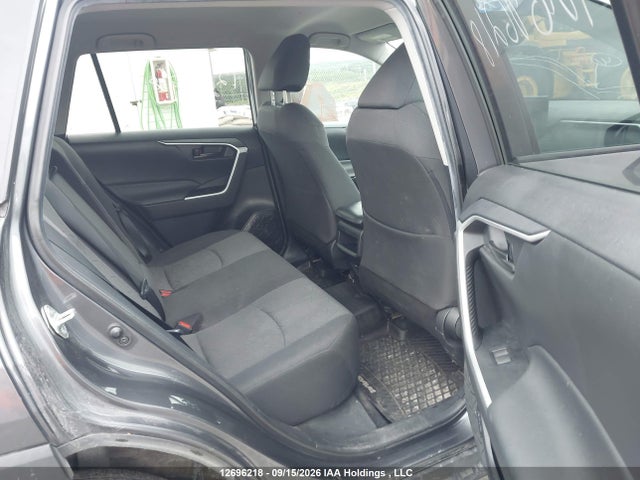 2T3B1RFV0LW124329 Toyota RAV4 LE