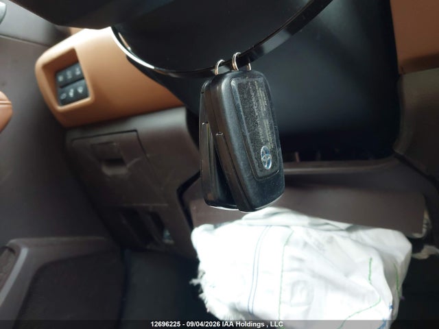 5TDEBRCH1LS013475 Toyota Highlander Hybrid Limited