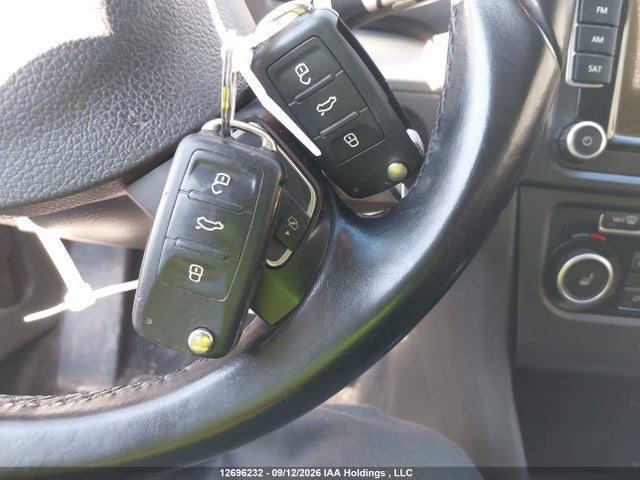 12696232 :رقم المزاد ، WVWDM7AJ0DW137092 vin ، 2013 Volkswagen Golf مزاد بيع