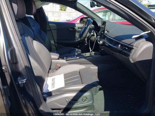 12696243 :رقم المزاد ، WAUEAAF4XMN007224 vin ، 2021 Audi A4 Premium Plus 45 مزاد بيع