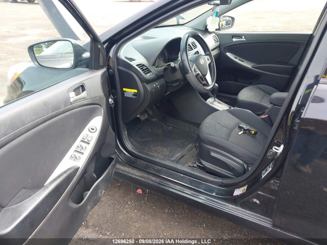 Продажа на аукционе авто 2016 Hyundai Accent Gl, vin: KMHCT5AE2GU245554, номер лота: 12696250