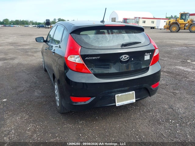 Продажа на аукционе авто 2016 Hyundai Accent Gl, vin: KMHCT5AE2GU245554, номер лота: 12696250