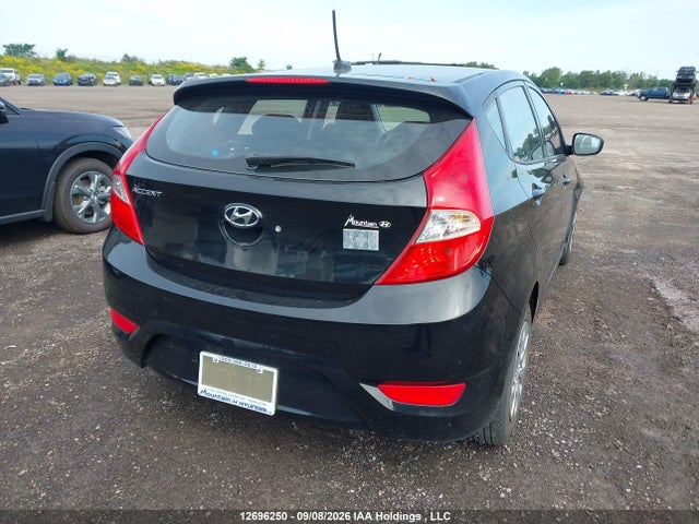 Продажа на аукционе авто 2016 Hyundai Accent Gl, vin: KMHCT5AE2GU245554, номер лота: 12696250