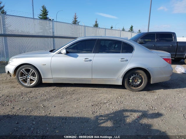 2005 Bmw 545i მანქანა იყიდება აუქციონზე, vin: WBANB320X0B361980, აუქციონის ნომერი: 12696282