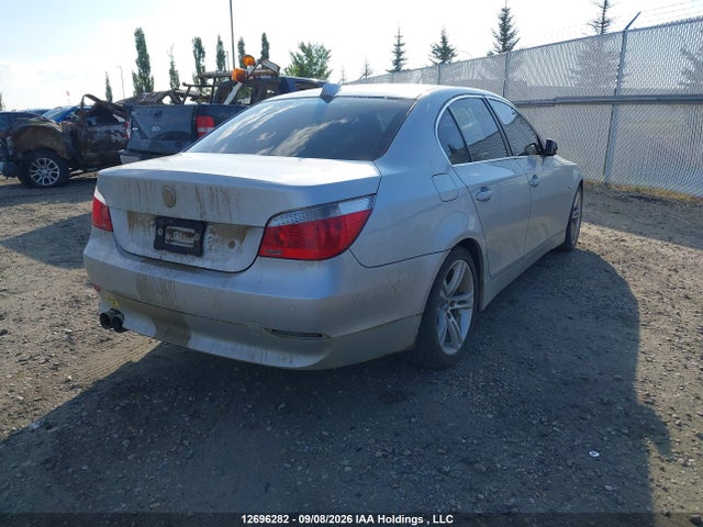 2005 Bmw 545i მანქანა იყიდება აუქციონზე, vin: WBANB320X0B361980, აუქციონის ნომერი: 12696282