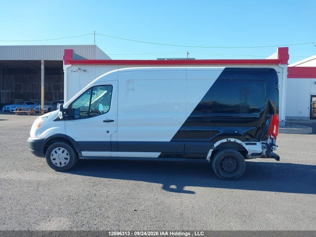 Ford Transit-250 2018 1FTYR2CM4JKA12385 Image 15