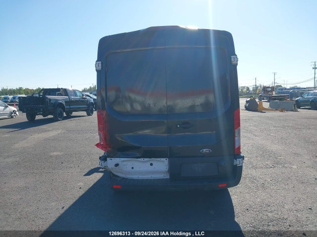 Ford Transit-250 2018 1FTYR2CM4JKA12385 Image 17