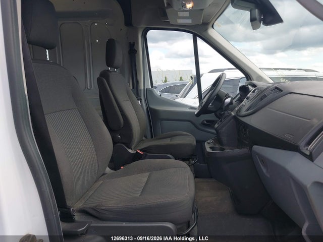 Ford Transit-250 2018 1FTYR2CM4JKA12385 Image 5