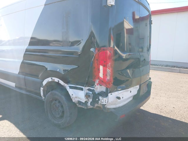 Ford Transit-250 2018 1FTYR2CM4JKA12385 Image 6