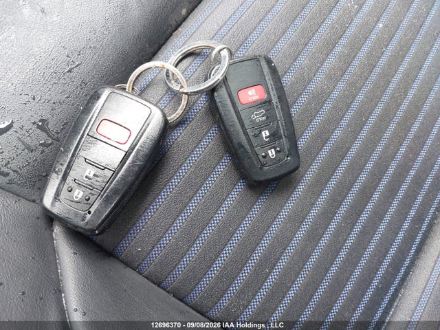 Toyota RAV4 XSE 2025 2T35WRFV9SW256471 Image 11