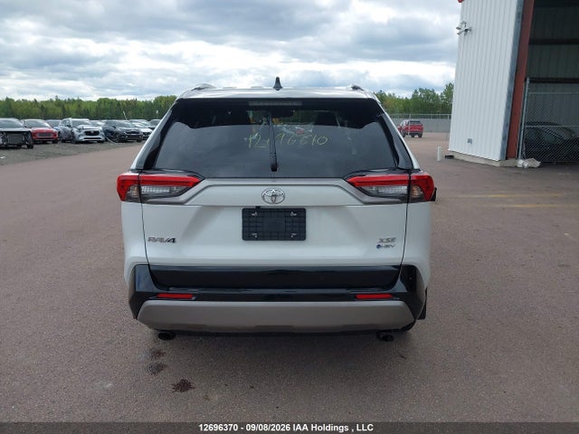 Toyota RAV4 XSE 2025 2T35WRFV9SW256471 Image 16
