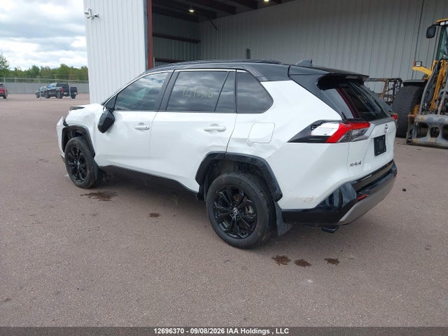 Toyota RAV4 XSE 2025 2T35WRFV9SW256471 Image 3