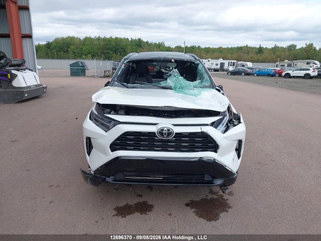 Toyota RAV4 XSE 2025 2T35WRFV9SW256471 Image 6