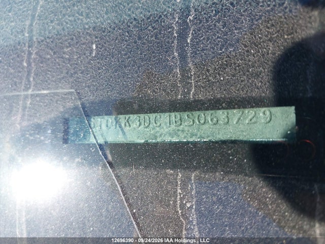 12696390 :رقم المزاد ، 5TDKK3DC1BS063729 vin ، 2011 Toyota Sienna Le 8 Passenger مزاد بيع