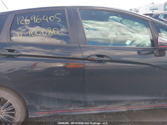 3HGGK5H69JM100080 Honda Fit Sport