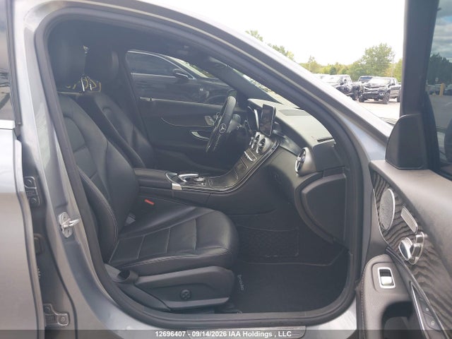 Продажа на аукционе авто 2015 Mercedes-benz C 300 4matic, vin: 55SWF4KBXFU086473, номер лота: 12696407