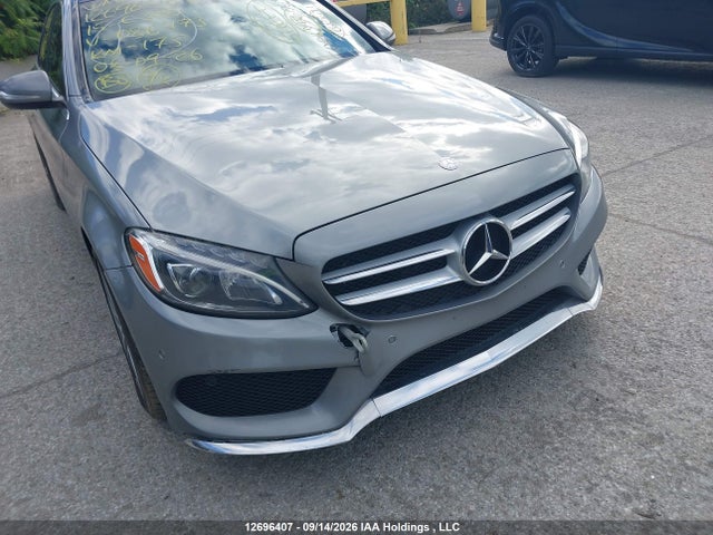 Продажа на аукционе авто 2015 Mercedes-benz C 300 4matic, vin: 55SWF4KBXFU086473, номер лота: 12696407