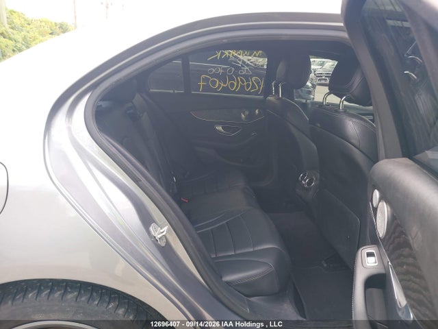 Продажа на аукционе авто 2015 Mercedes-benz C 300 4matic, vin: 55SWF4KBXFU086473, номер лота: 12696407