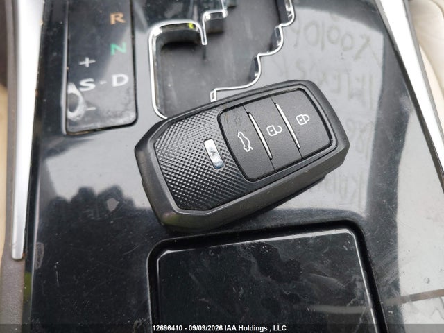 Продаж на аукціоні авто 2011 Lexus Is 350, vin: JTHCE5C23B5001060, номер лоту: 12696410