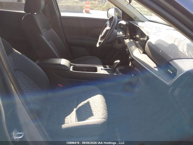 3N8AP6CB4TL356303 Nissan KICKS SV