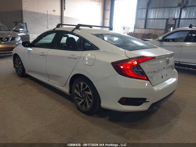 2HGFC2F65JH033325 Honda CIVIC SE