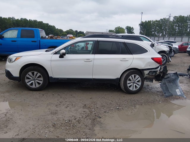 Subaru Outback 2.5i Touring 2017 4S4BSCGC2H3309124 Image 14