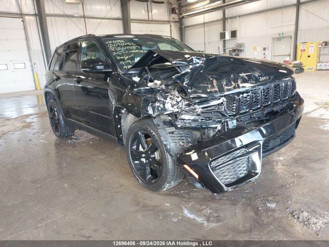 2025 Jeep Grand Cherokee Laredo/altitude მანქანა იყიდება აუქციონზე, vin: 1C4RJHAGXSC264889, აუქციონის ნომერი: 12696456