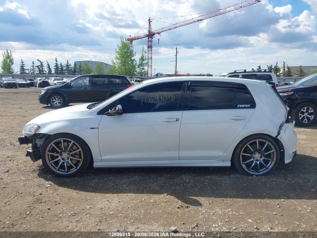 12696518 :رقم المزاد ، WVWWF7AU3HW143276 vin ، 2017 Volkswagen Golf R مزاد بيع
