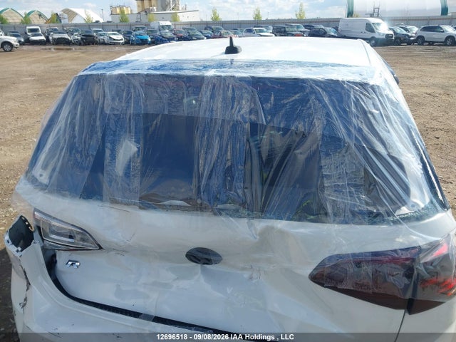 12696518 :رقم المزاد ، WVWWF7AU3HW143276 vin ، 2017 Volkswagen Golf R مزاد بيع
