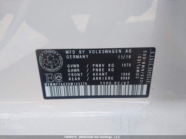 12696518 :رقم المزاد ، WVWWF7AU3HW143276 vin ، 2017 Volkswagen Golf R مزاد بيع