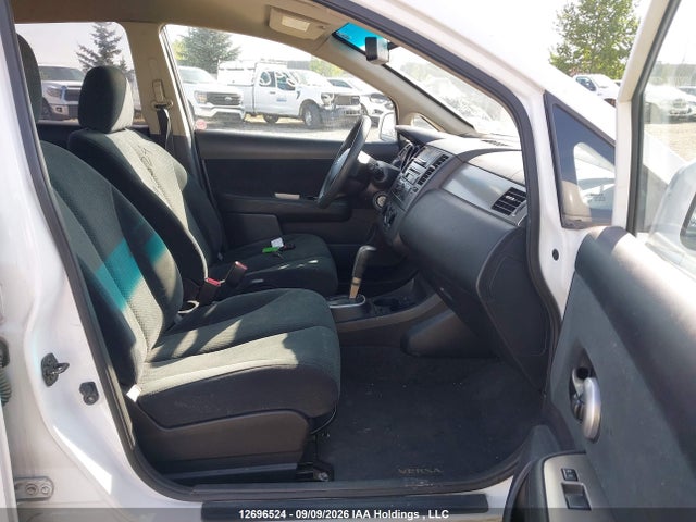 2012 Nissan Versa 1.8 S მანქანა იყიდება აუქციონზე, vin: 3N1BC1CP5CL358767, აუქციონის ნომერი: 12696524