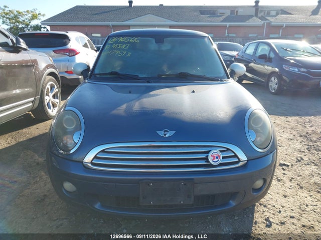 Продаж на аукціоні авто 2010 Mini Cooper Classic, vin: WMWMF3C54ATU79593, номер лоту: 12696566