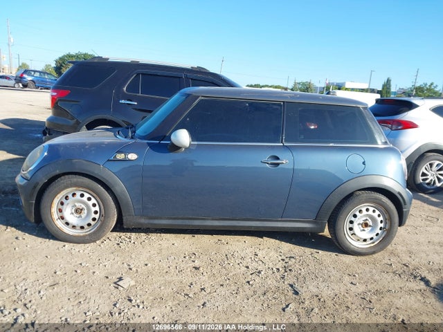 Продаж на аукціоні авто 2010 Mini Cooper Classic, vin: WMWMF3C54ATU79593, номер лоту: 12696566