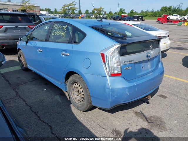 12681102 :رقم المزاد ، JTDKN3DP4D3035776 vin ، 2013 Toyota Prius Plug-in مزاد بيع