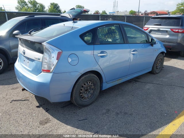 12681102 :رقم المزاد ، JTDKN3DP4D3035776 vin ، 2013 Toyota Prius Plug-in مزاد بيع