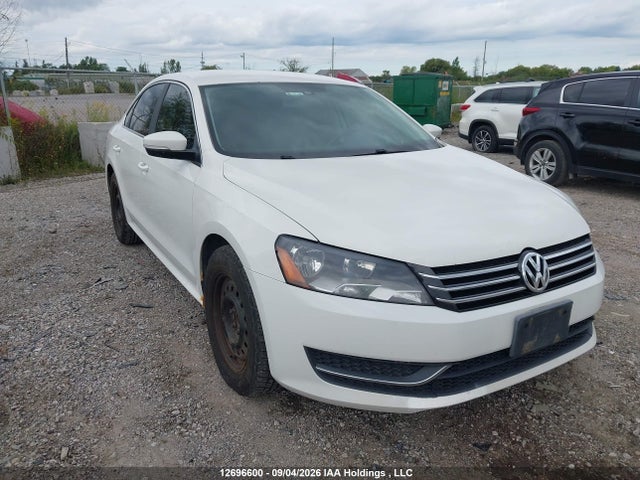 12696600 :رقم المزاد ، 1VWAH7A33EC042762 vin ، 2014 Volkswagen Passat 2.5l Trendline مزاد بيع